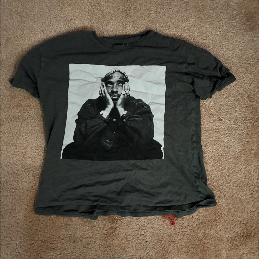 Men's Black Graphic T-Shirt
